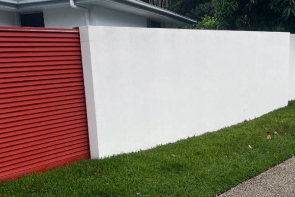 Retaining wall cleaning